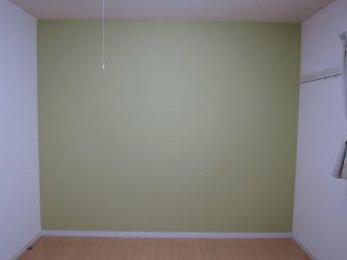 せっかくクロスをはるのであればカラーコーディネートにもこだわりたいですね。お手伝いしますので一緒に選びましょう。ご相談をお待ちしています。